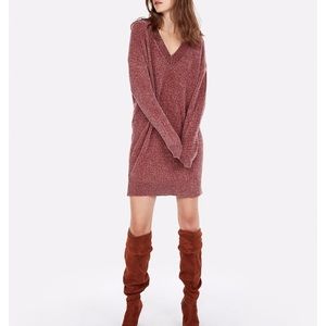 V-neck shift sweater dress